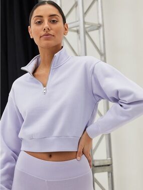 TNA Cropped Quartee-Zip Perfect Fleece Sweatshirt in Light Lavender